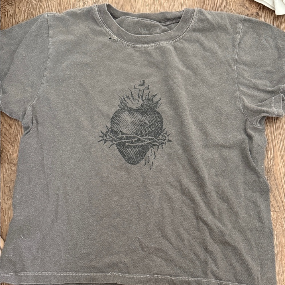 Brandy Melville Charcoal Heart Graphic Tee
